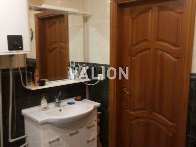 Продается трехкомнатная квартира на Тростянецкой 6а