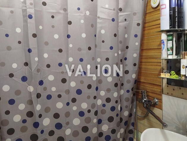 Продам 3-комнатную квартиру возле метро *Академгородок*