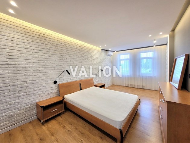 Продаю 2 комнатную квартиру по ул. Мишуги, 2