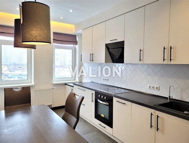 Продаю 2 комнатную квартиру по ул. Мишуги, 2