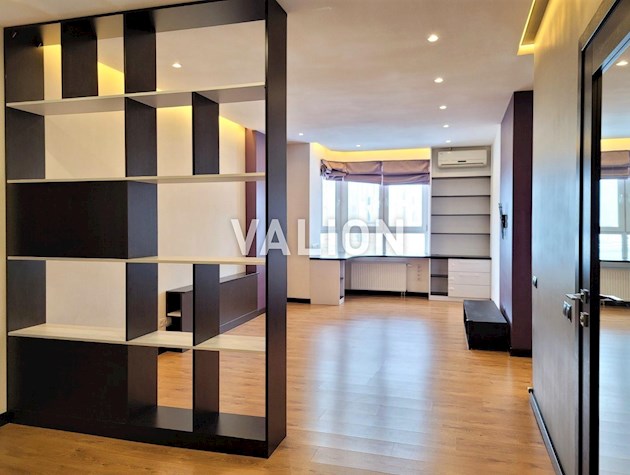 Продаю 2 комнатную квартиру по ул. Мишуги, 2