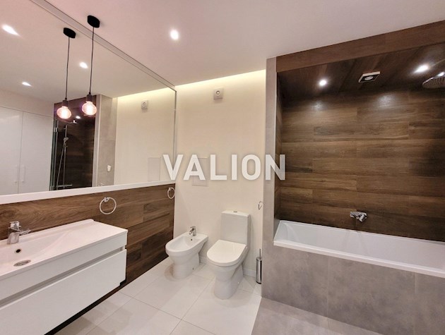 Продаю 2 комнатную квартиру по ул. Мишуги, 2