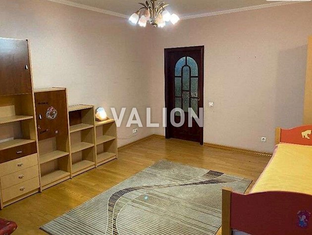 Продажа: 4-комнатная квартира по ул.Окипной Раисы, 4