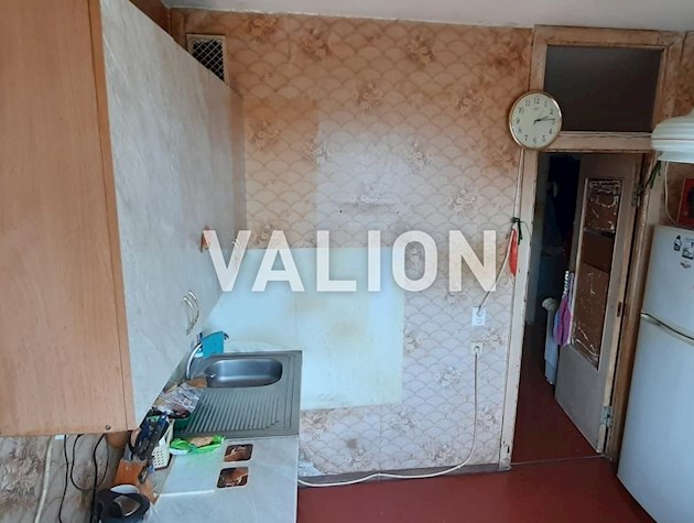 Продажа 2-х комнатной квартиры по ул. Заболотного 102.