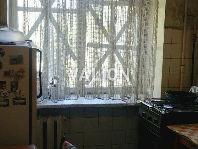 Продаж роздільної 3 кім.кв., Теремківська 17, метро Теремки 300 м