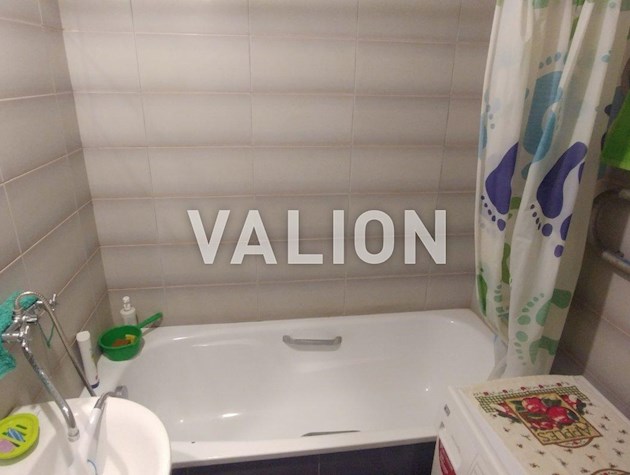 Продаж роздільної 3 кім.кв., Теремківська 17, метро Теремки 300 м