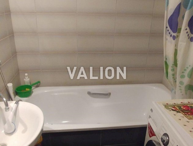 Продаж роздільної 3 кім.кв., Теремківська 17, метро Теремки 300 м