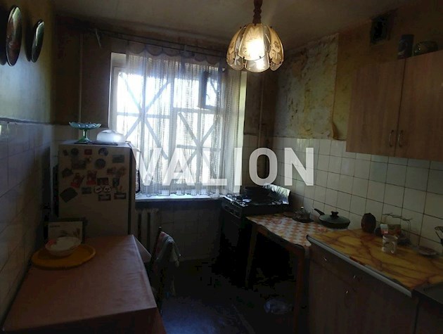 Продаж роздільної 3 кім.кв., Теремківська 17, метро Теремки 300 м