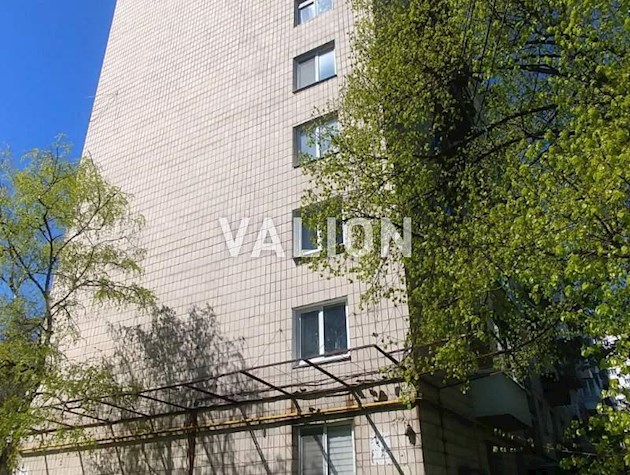 Продаж роздільної 3 кім.кв., Теремківська 17, метро Теремки 300 м