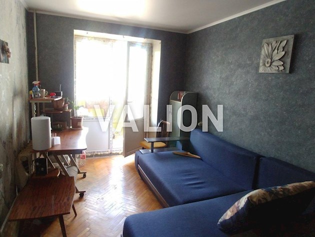 Продаж роздільної 3 кім.кв., Теремківська 17, метро Теремки 300 м