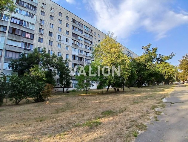 Без %.Продам 2 ком.квартиру 46 м2 с Газом, проспект Лесной, 43, Лесной масив.