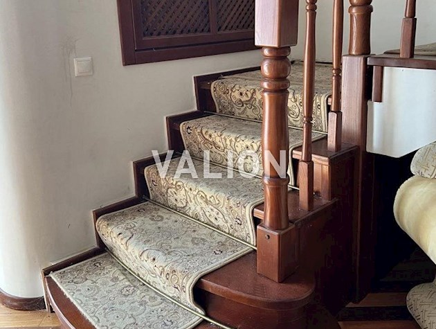 Продаж 3-к квартири 100 м2, Центр. вул. Рейтарська, 20/24