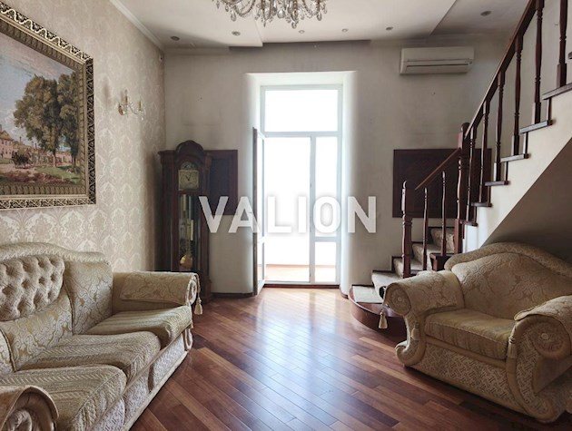 Продаж 3-к квартири 100 м2, Центр. вул. Рейтарська, 20/24