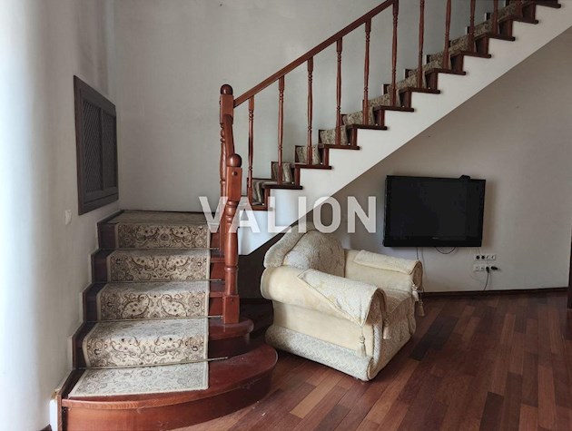 Продаж 3-к квартири 100 м2, Центр. вул. Рейтарська, 20/24