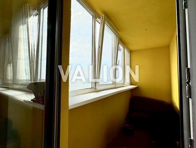 Продаж 1 кімнатної квартири з ремонтом у ЖК Наш дім