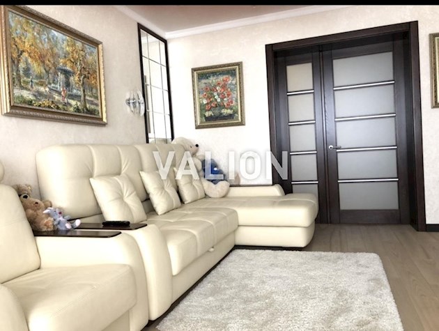 Продажа 2-х комнатной квартиры Троещина, ул. Градинская 9