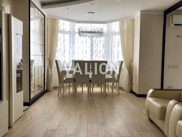 Продажа 2-х комнатной квартиры Троещина, ул. Градинская 9