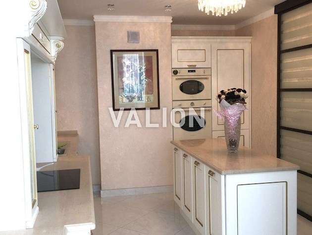 Продажа 2-х комнатной квартиры Троещина, ул. Градинская 9