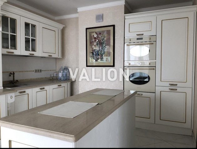 Продажа 2-х комнатной квартиры Троещина, ул. Градинская 9