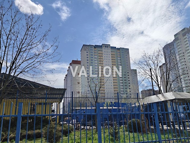 Продается 2-к квартира 90,5 м² в ЖК «Патриотика» (дом «Выжница»)