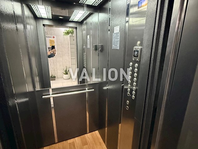 Продажа 3к квартиры, улица Самойла Кошки, 5Б (Конева), ЖК Эврика, станция метро «Ипподром», Голосеевский район