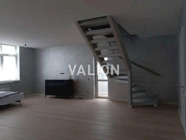 Продажа 4-комнатной квартиры в ЖК Паркова Вежа, ул.Перемышльская (Краснопольская), 2г