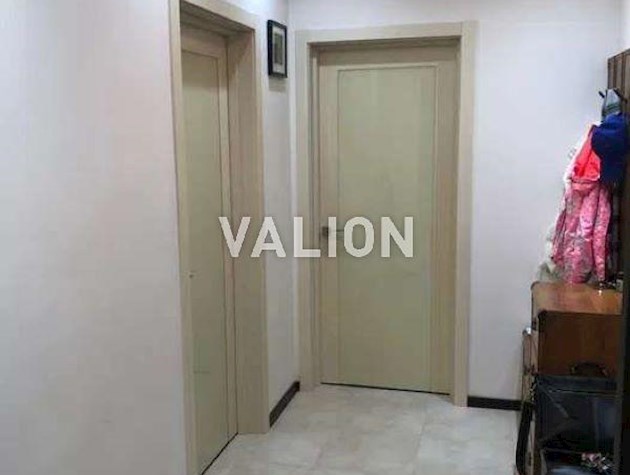 Продається 2-кім. квартира, вулиця Максимовича (Трутенко), 9б