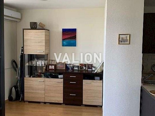 Продаж 3-кімнатної квартири вул. Соборності, 30, Дніпровський район.