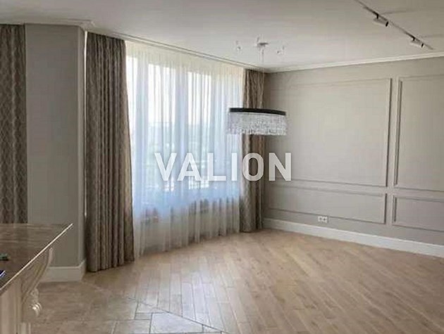 Продажа трехкомнатной квартиры по ул.Тургеневская, 46/11, Шевченковский район.