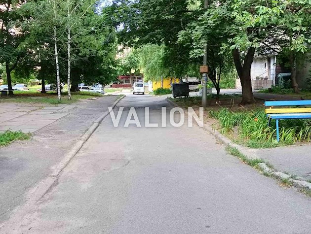 Продам 3-х комнатную квартиру просп. Правды, 37б.