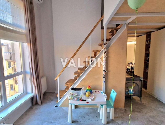 Продаж 3к квартири в два рівні по вул. Метрологічна, 54б