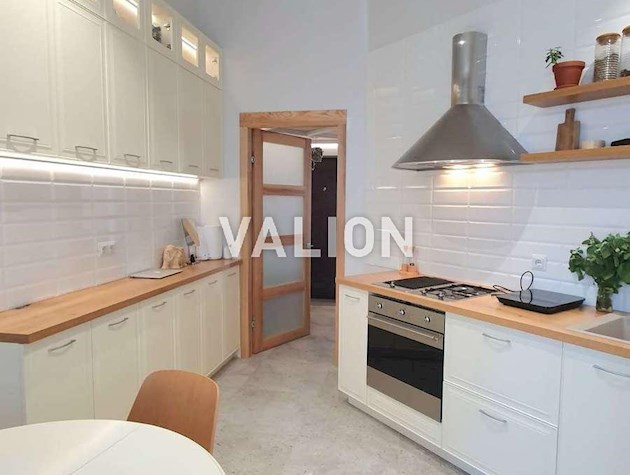 Продаж 3к квартири в два рівні по вул. Метрологічна, 54б