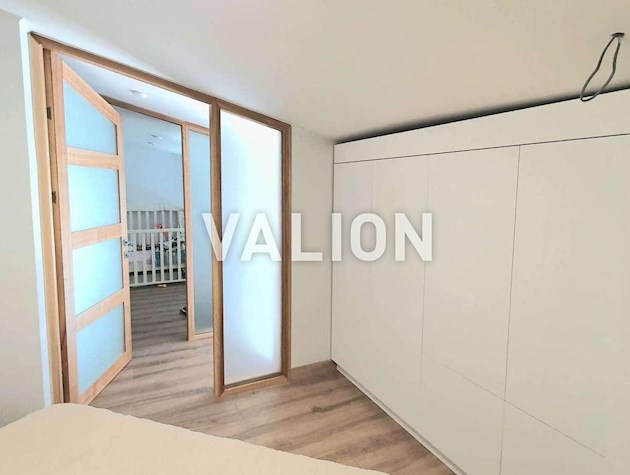 Продаж 3к квартири в два рівні по вул. Метрологічна, 54б