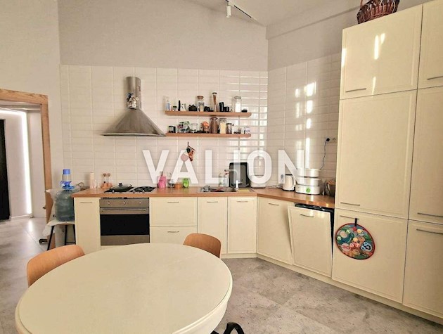 Продаж 3к квартири в два рівні по вул. Метрологічна, 54б