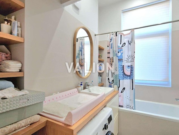 Продаж 3к квартири в два рівні по вул. Метрологічна, 54б