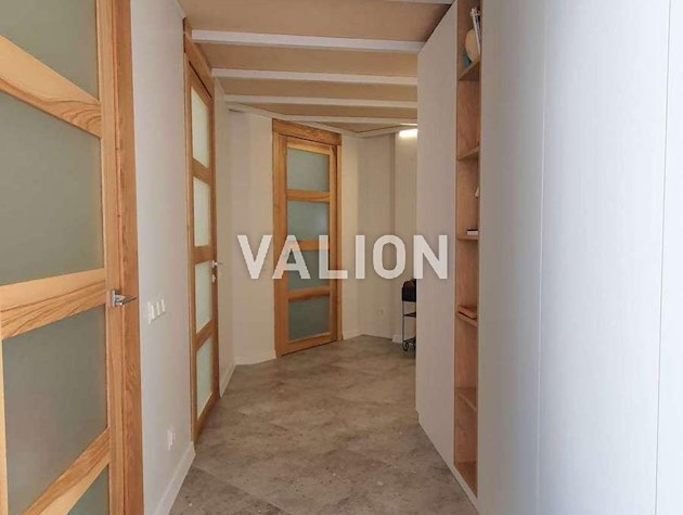 Продаж 3к квартири в два рівні по вул. Метрологічна, 54б