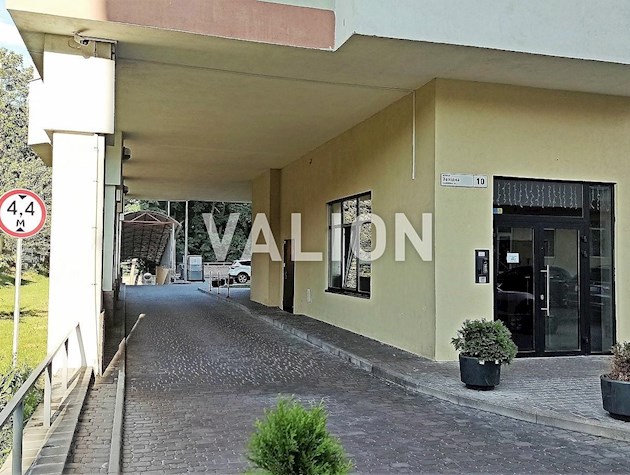 Продам однокомнатную квартиру по ул. Гарматная, 37а в ЖК Гарматна-Західна.