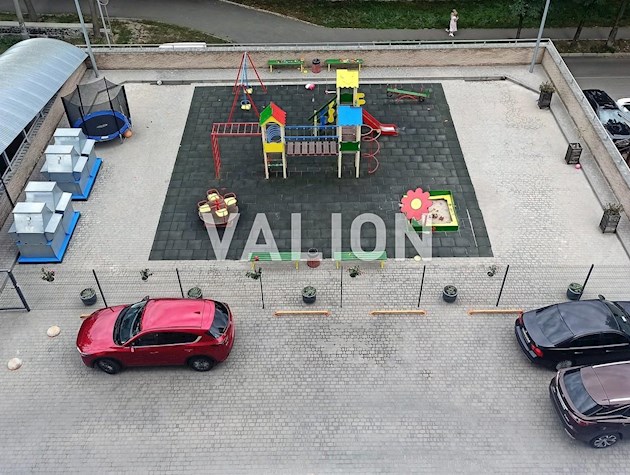 Продам однокомнатную квартиру по ул. Гарматная, 37а в ЖК Гарматна-Західна.