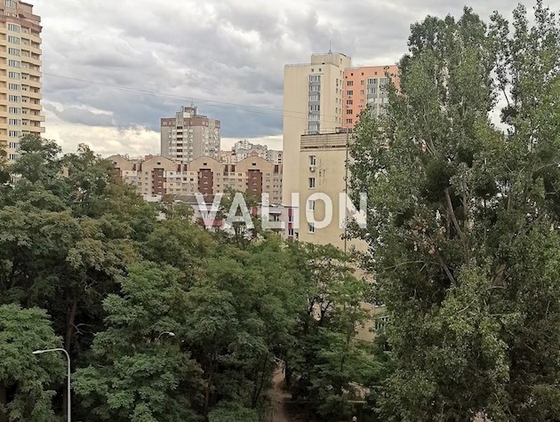 Продам однокомнатную квартиру по ул. Гарматная, 37а в ЖК Гарматна-Західна.