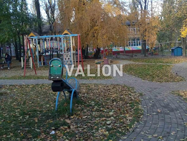 Продам 2 комнатную квартиру c ремонтом. Чоколовский бульвар, 33