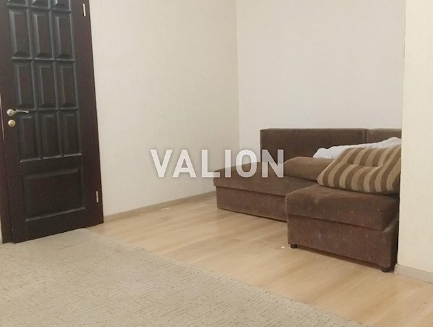 Продам 2 комнатную квартиру c ремонтом. Чоколовский бульвар, 33