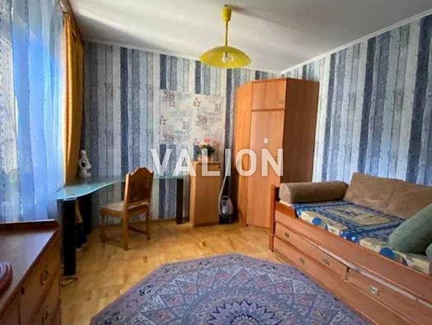 Продаж 4-кімнатної квартири на вул.Миропільська, 37