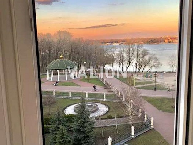 Продаж 2-кімнатної квартири по Оболонській Набережній, 3