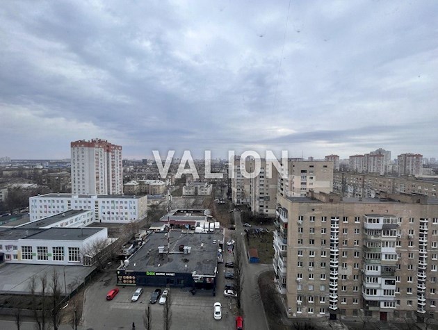 Продам 1-комнатную квартиру по ул.Краковская, 13в, метро Дарница