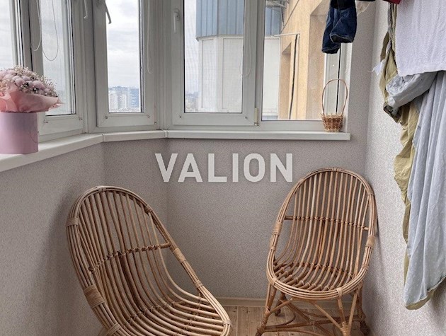 Продам 1-комнатную квартиру по ул.Краковская, 13в, метро Дарница