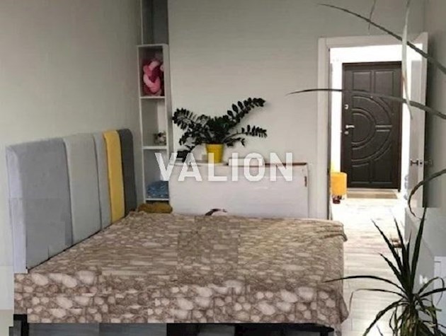 Продаю 2х комнатную, квартиру. ул. Полевая 73, ЖК Караваевы дачи.