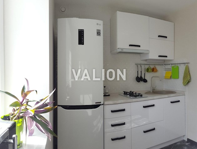 Продам 2к квартиру ул. Чешская, 6, Печерский район Дружбы Народов