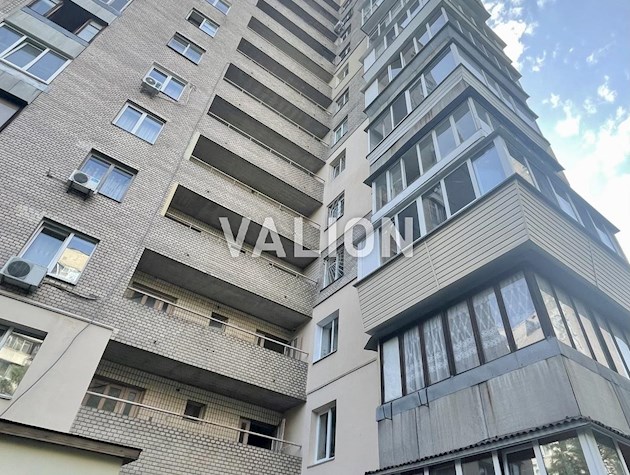 Продажа 2 комнатной квартиры ул. Ереванская 32