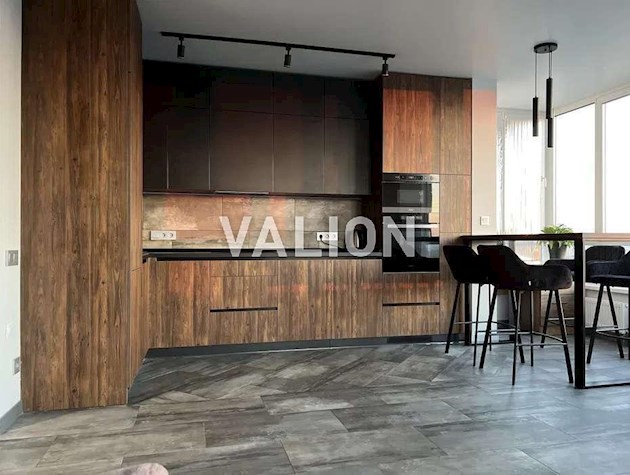 Продаж 2 кімн. в ЖК Каховській, метро Лівобережна.