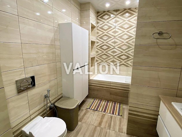 Видовая 2-комнатная квартира 66,5 кв.м. на 12эт./24 в ЖК «Подвысоцкий» и к ней большое паркоместо!